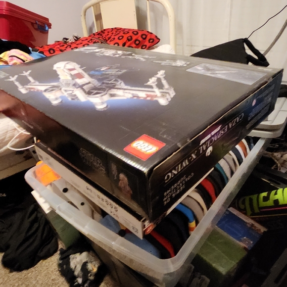 Lego Star Wars X-Wing Fighter #75355. 1953 pieces NIB - Picture 11 of 11